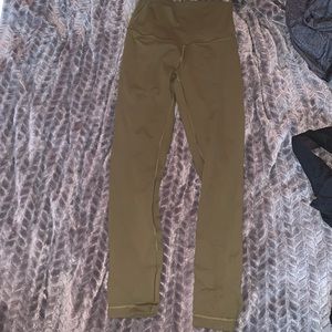 Lululemon leggings